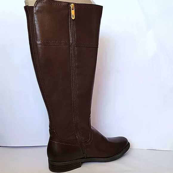Wide Calf Tommy Hilfiger Boots - Picture 3 of 4